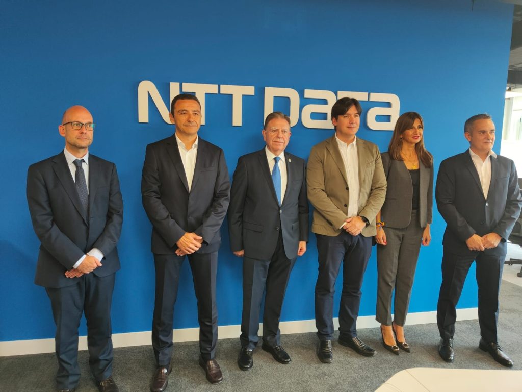 Consejero Ciencia Asturias apertura sede NTT Data